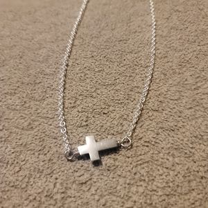 Simple cross necklace